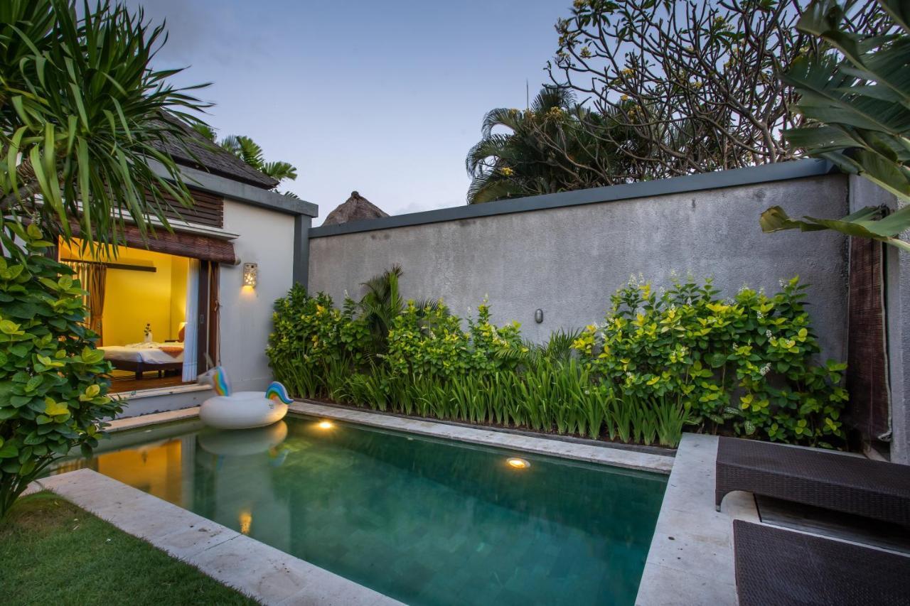 Villa Nadya Seminyak Esterno foto