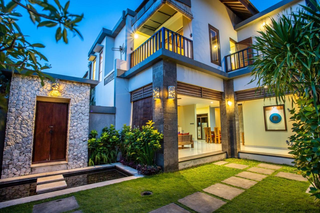 Villa Nadya Seminyak Esterno foto